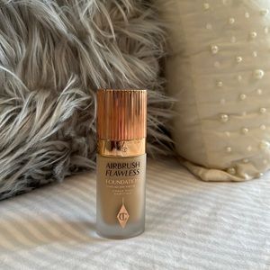Charlotte Tilbury Airbrush Flawless Foundation